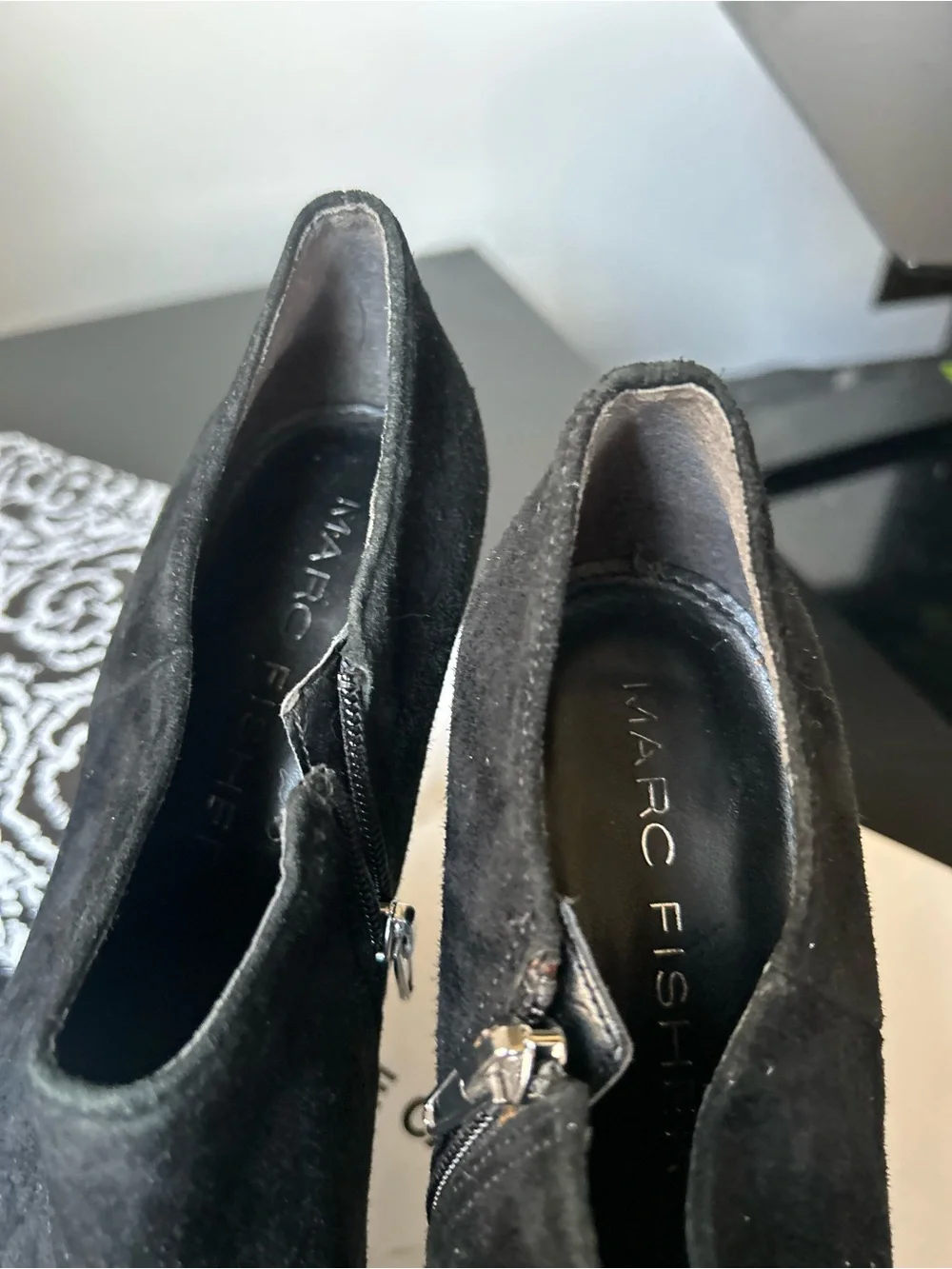 Marc Jacobs classic black